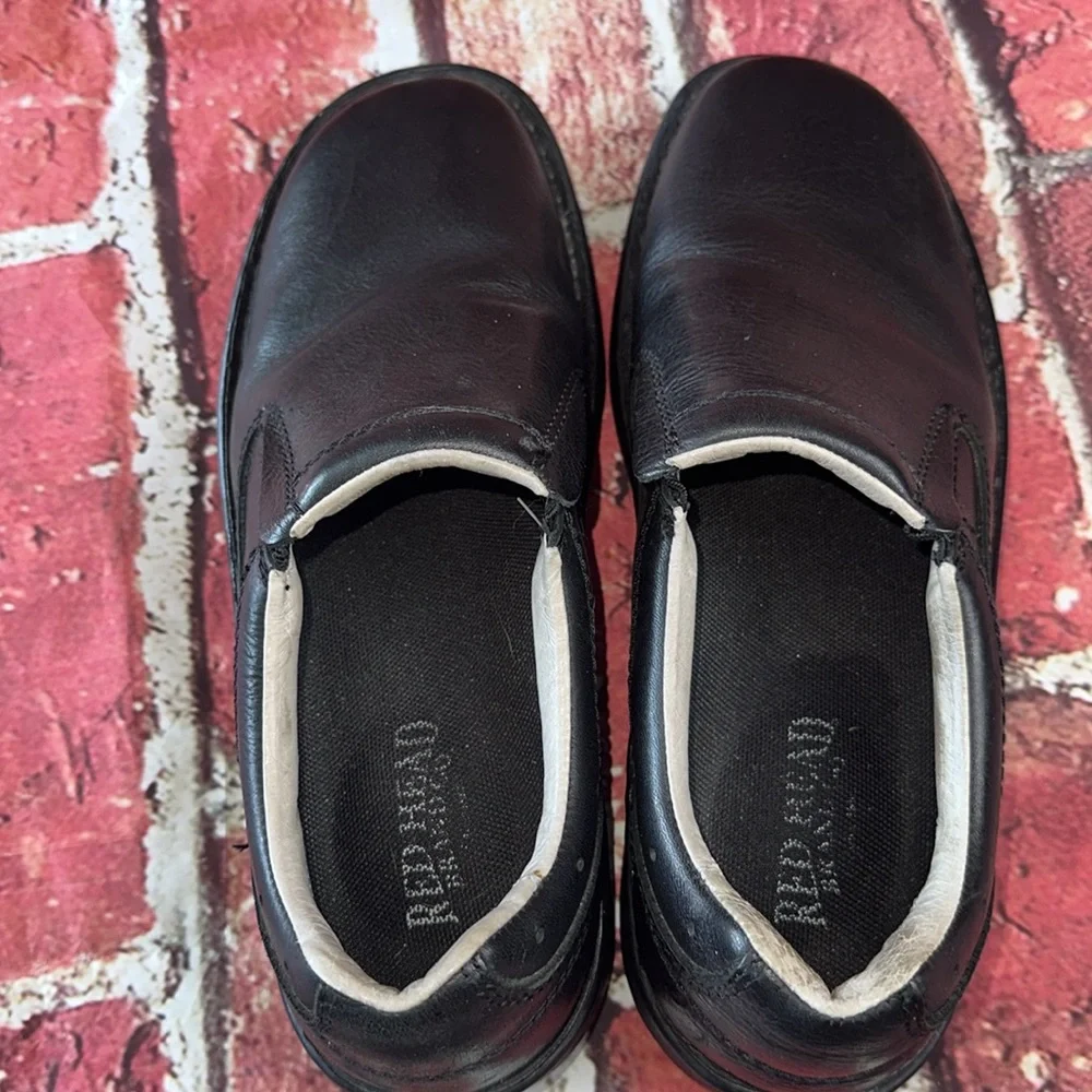 Red Head Men's Black Leather Slip-On Shoes Size 8M